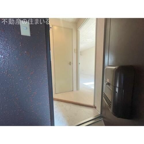 カサデューク澄川82の玄関