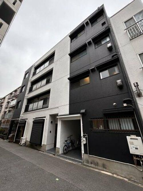 ReFINE西九条の外観