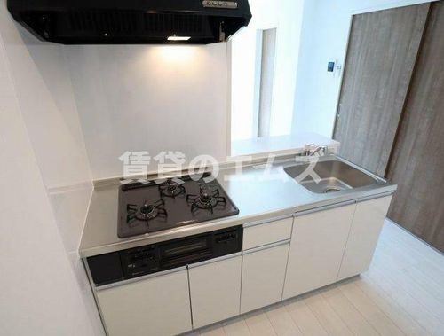 ヴェルジュ博多レジデンシャルスイートのキッチン