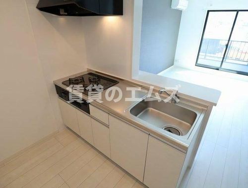 ヴェルジュ博多レジデンシャルスイートのキッチン