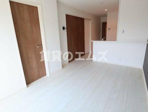 ヴェルジュ博多レジデンシャルスイートの居間