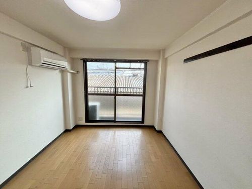 若草マンションの内装