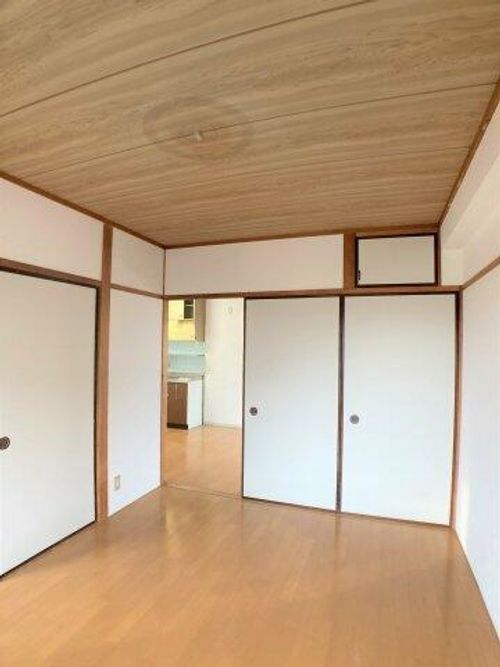 ハイツ瑠紫庵202の内装