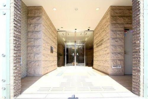アークアベニュー梅田北の玄関