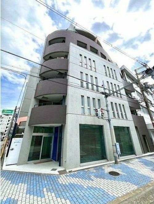 ウェーブ・イン中津の外観