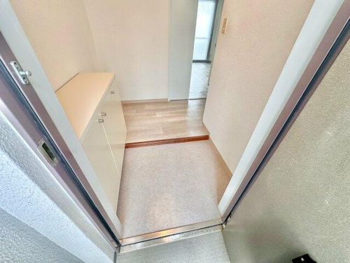 シャトー高見の里の玄関