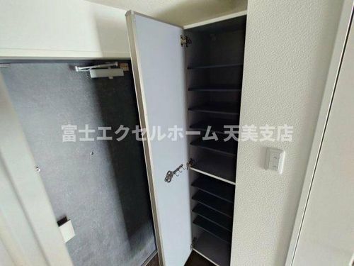 エヌエムキャトフヴァンヌフのその他画像