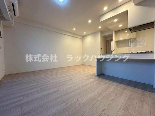 スプランディッド梅田グランノースの居間