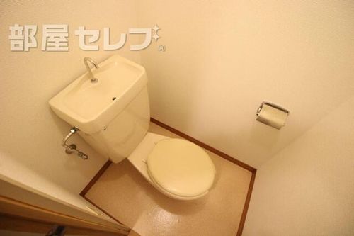 シャトルオオギ108の内装