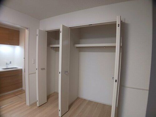 メゾンルミネ若松の内装