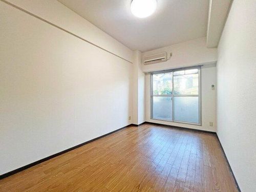 リヴェールチエ106の居間