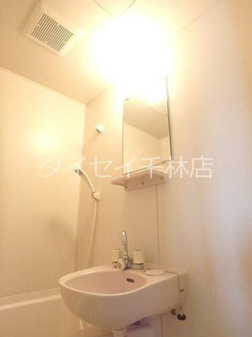 大阪府守口市紅屋町(マンション)の賃貸物件の内装