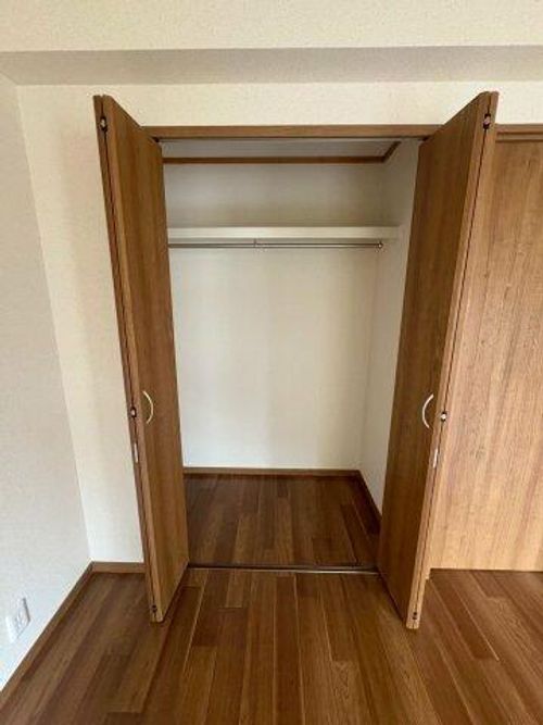 ウエストシティ‘90206の内装