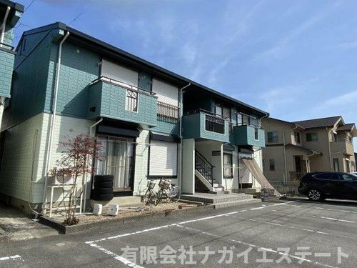 ロイヤルハイツⅡ102の外観