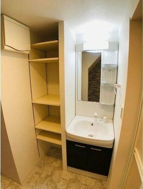 LE COCON砂口町の内装