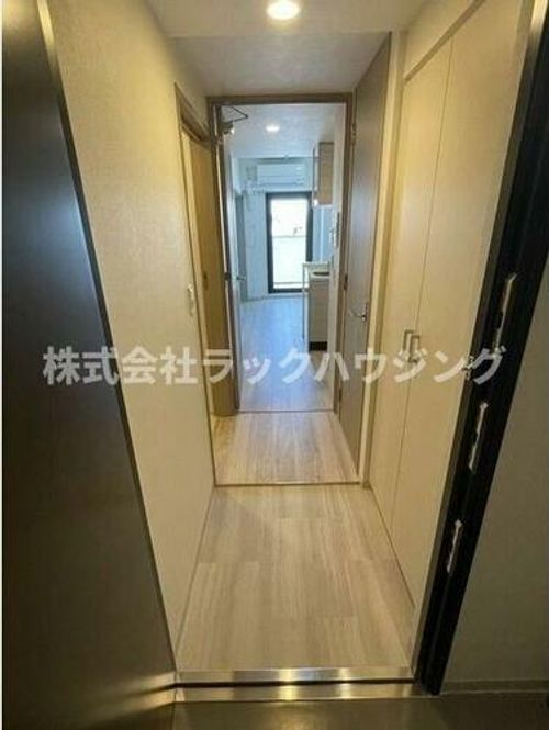 バウスフラッツ新大阪の玄関