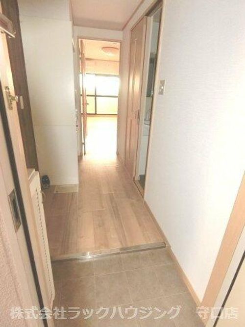 ピアメゾンの玄関