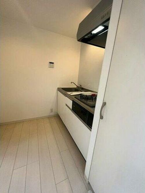 RoRoナルミ203のキッチン