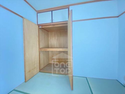 MJハイツ東別府の内装