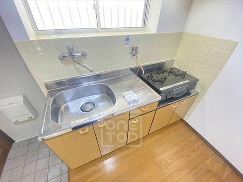 MJハイツ東別府のキッチン