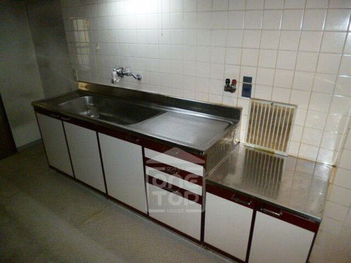 双葉ビルのキッチン