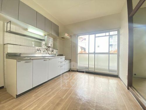 富士マンションの居間