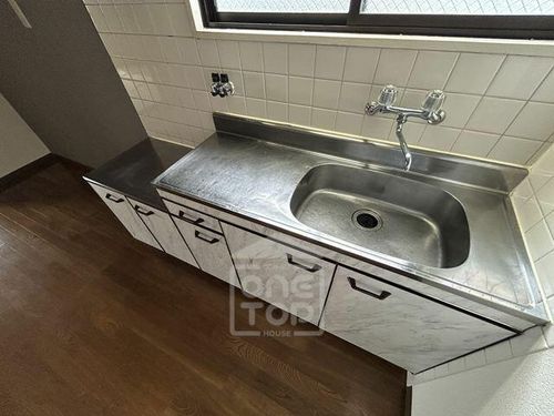 フォルテカーサ氷室203のキッチン