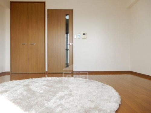 ヴェルデカーサ茨木の居間