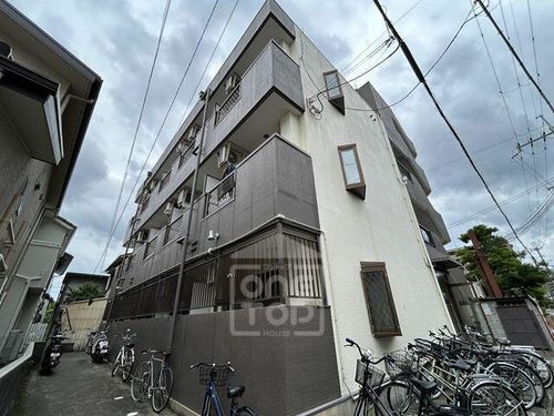 フルブルームの外観