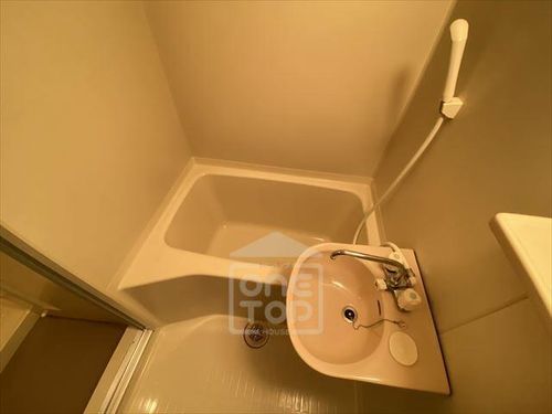 メゾンシャルマンの風呂