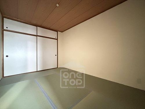 DIO花水木の居間