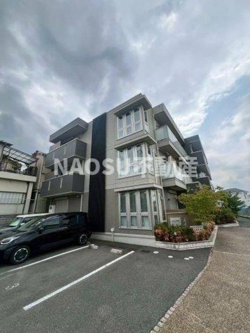 ピオニー北石切102の外観