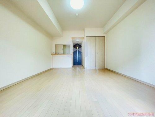 大阪府大阪市中央区上本町西2丁目(マンション)の賃貸物件805の居間
