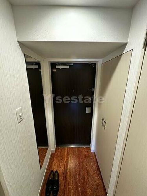 プレジオ長田の玄関