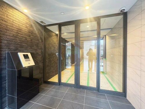 大阪府大阪市浪速区下寺2丁目(マンション)の賃貸物件の玄関