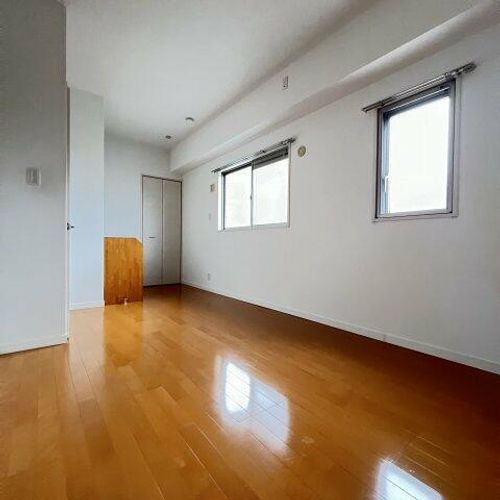 AZALEE UEZONOの内装