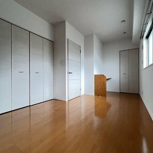 AZALEE UEZONOの内装