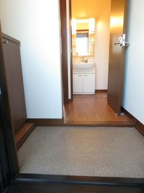 愛知県豊橋市柱九番町(アパート)の賃貸物件の玄関