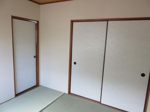 フロレスタ九工大前の内装