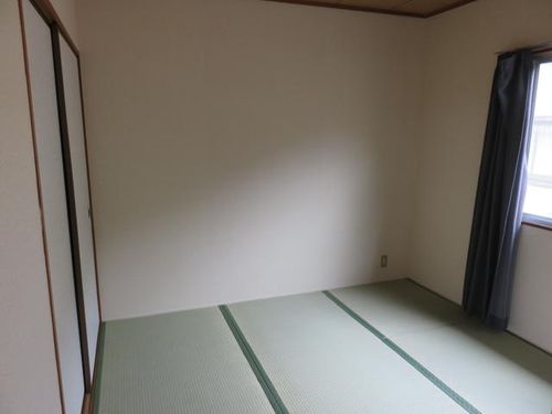 フロレスタ九工大前の内装