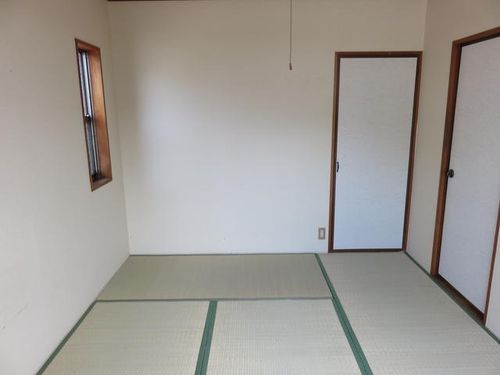 フロレスタ九工大前の内装