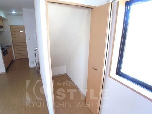 ウエスティ烏丸の内装