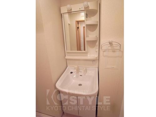 ウエスティ烏丸の内装