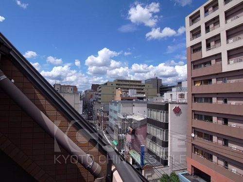 ウエスティ烏丸の内装