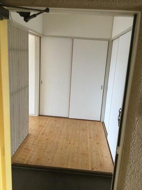 愛知県春日井市上条町3丁目(マンション)の賃貸物件の玄関