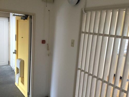 愛知県春日井市上条町3丁目(マンション)の賃貸物件の玄関