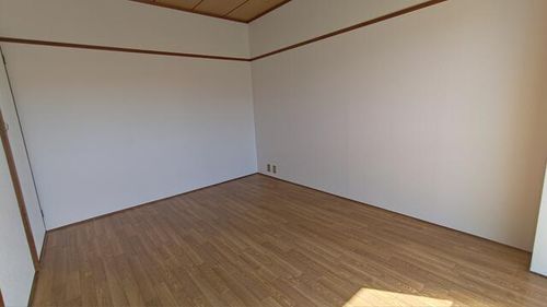 シャルム枝光305の内装
