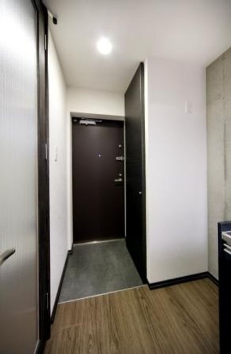 SK BUILDING-10201の玄関