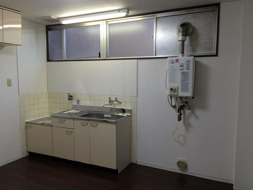 四坊大宮ビル202のキッチン