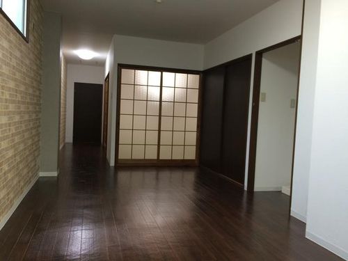 四坊大宮ビル202の居間